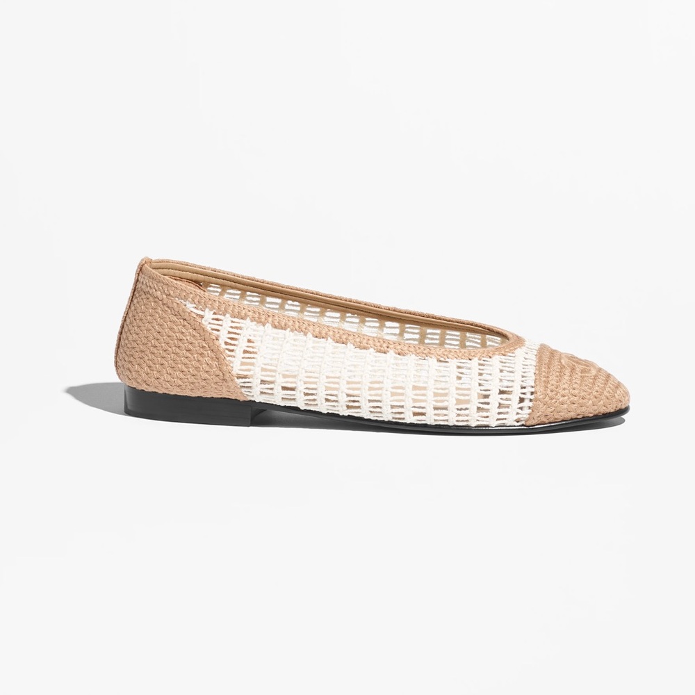Chanel 25P Raffia White & Beige Flats | BNIB | Size 36, 36.5, 37.5 - Picture 7 of 13